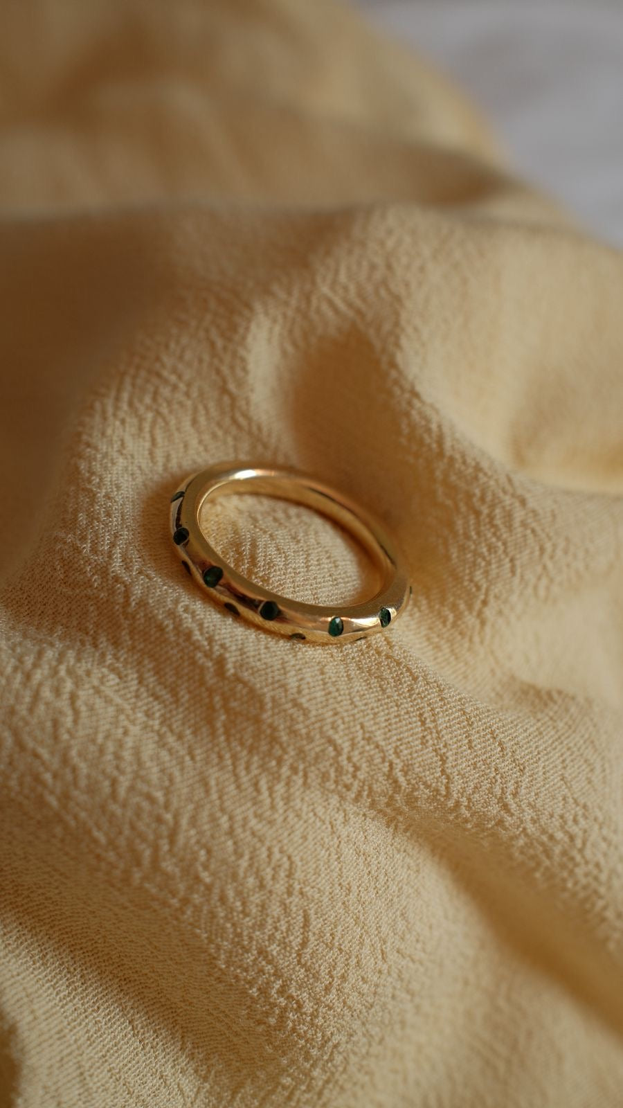 Anillo Selva /Oro & Esmeraldas - Amor & Renacimiento