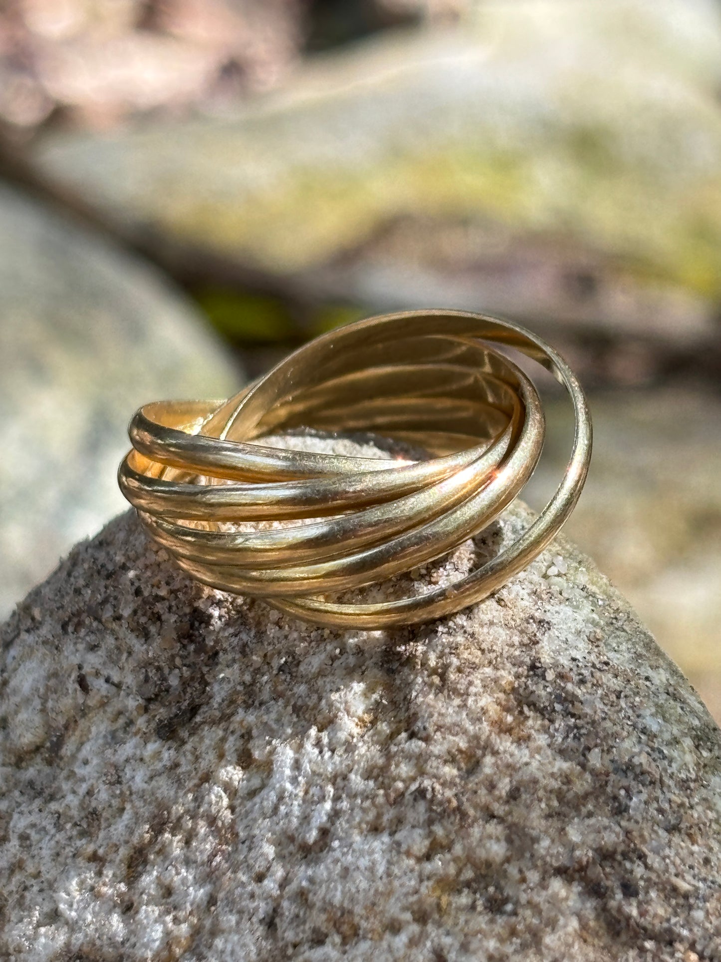 Anillo Medusa de Mar / Plata 925 con baño de oro - Elegancia & Energía